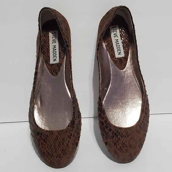 Steve Madden Heaven Snake Print Flats - Picture 2 of 5